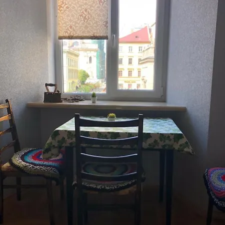 History на проспекті свободи 49 Apartment *