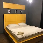 History на проспекті свободи 49 Apartamento Leópolis