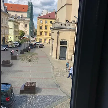 Appartamento History на проспекті свободи 49 Leopoli