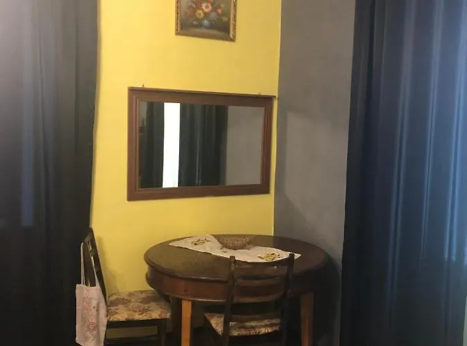 History на проспекті свободи 49 * Leópolis