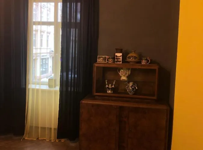 History на проспекті свободи 49 Apartamento *