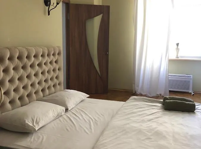 History на проспекті свободи 49