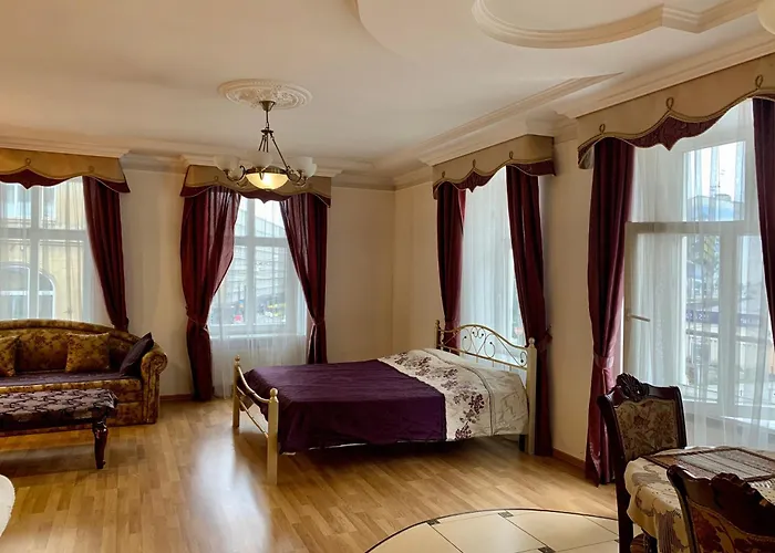 History на проспекті свободи 49 * Leopoli