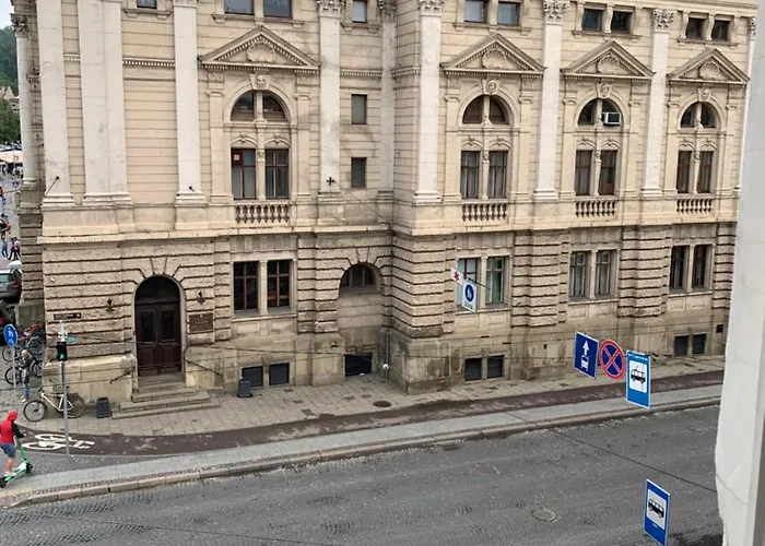 History на проспекті свободи 49 Appartamento *